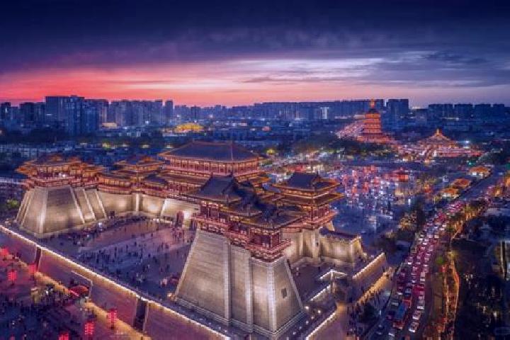 Sienna, 29 — Escort in Luotang, China