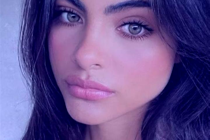 Sienna, 30, a brunette green-eyed latina companion based in Louisville. Offering BDSM, Massage, Party Girl, Tantra, Fetish. Available for incall and outcall,...