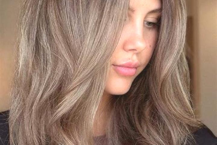 Sienna, 30, a brunette grey-eyed caribbean companion based in Bosmie-l Aiguille. Offering Deep French Kissing, Prostate Massage, Fetish, Roleplay, Striptease...