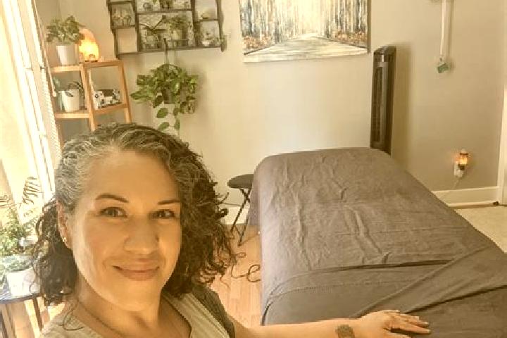 Sienna, 30, a chestnut grey-eyed ebony companion based in Villasequilla de Yepes. Offering Erotic Massage, OWO, Prostate Massage, GFE, CIM. Available for inc...