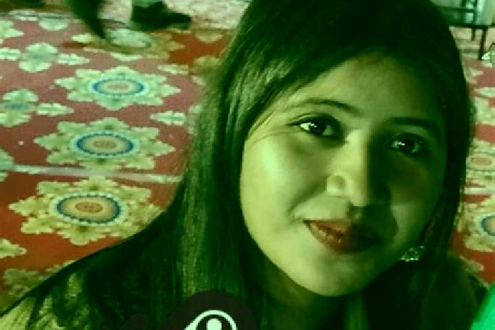 Sienna, 31 — Escort in Khalari, India