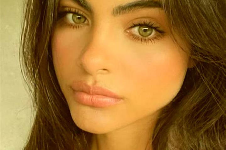 Sienna, 32, a brunette grey-eyed indian companion based in Biris Daja. Offering Massage, CIM, BDSM, Domination, Duos. Available for incall and outcall, day a...