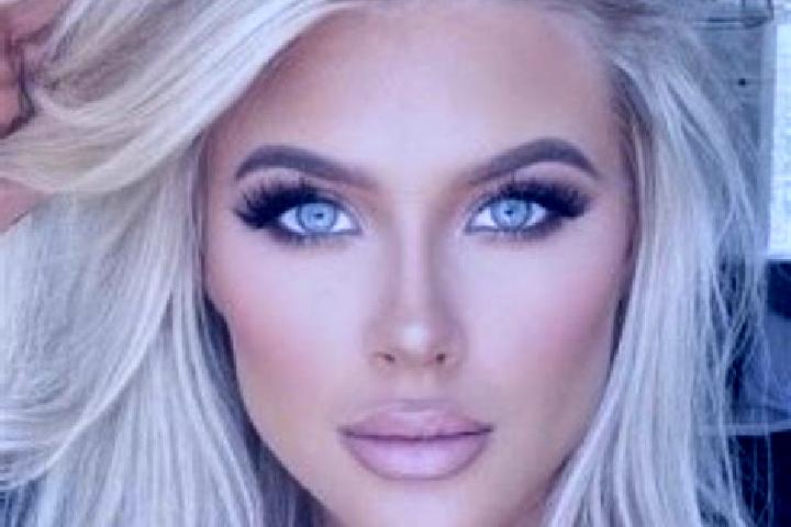 Sienna, 32, a platinum blonde dark-eyed mixed companion based in San Francisco Menendez. Offering A-Level, Prostate Massage, Girlfriend Experience, OWO, BDSM...