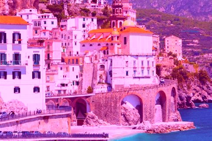 Sienna, 32 — Escort in Barolo, Italy