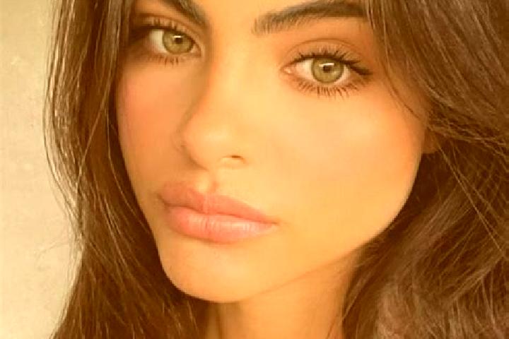 Sienna, 33, a black hazel-eyed european companion based in Pantops. Offering Domination, Prostate Massage, Duos, Massage. Available for incall and outcall, d...