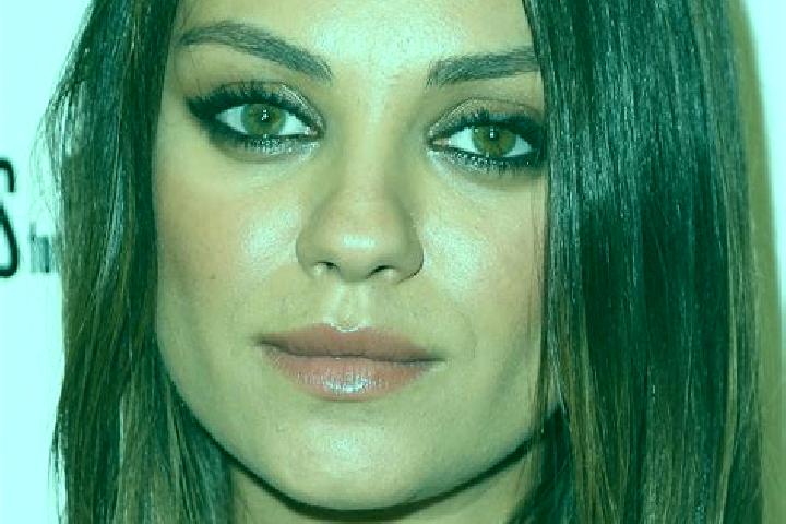 Sienna, 33, a brunette hazel-eyed asian companion based in Zengouanou. Offering Fetish, Overnight, Tantra, Domination, Girlfriend Experience. Available for i...