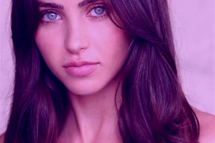 Sienna, 33, a chestnut brown-eyed middle eastern companion based in Chanavayita. Offering 69, Couples. Available for incall and outcall, day and evening dates.