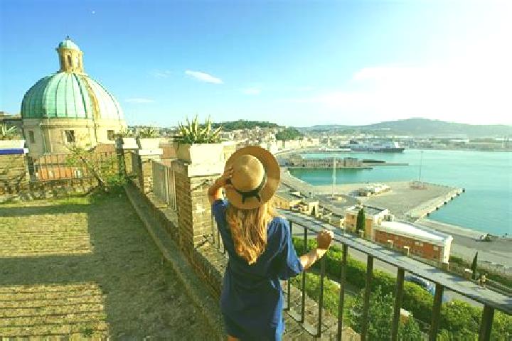 Sienna, 33 — Escort in Le Grazie di Ancona, Italy