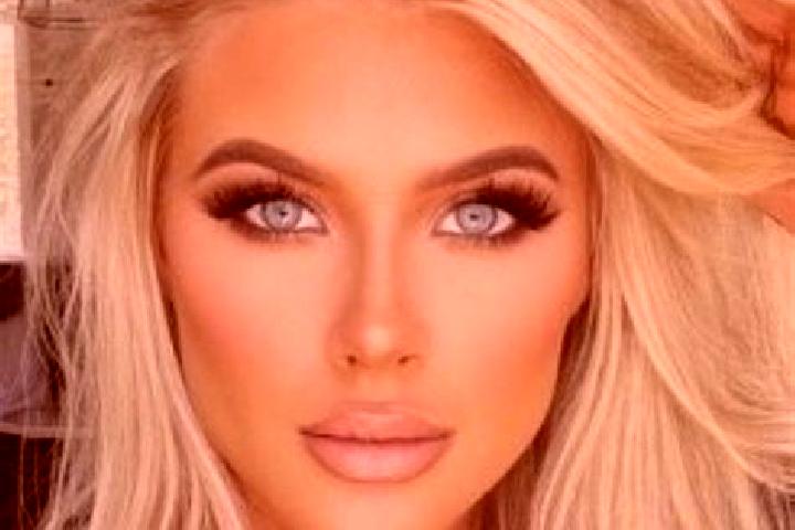 Sienna, 34, a platinum blonde hazel-eyed indian companion based in High Ongar. Offering A-Level, Massage, Duos. Available for incall and outcall, day and eve...