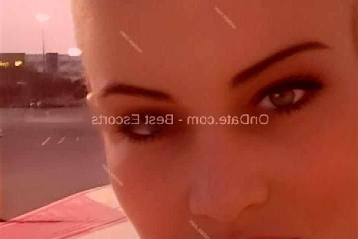 Sienna, 34 — Escort in Hawthorne, United States