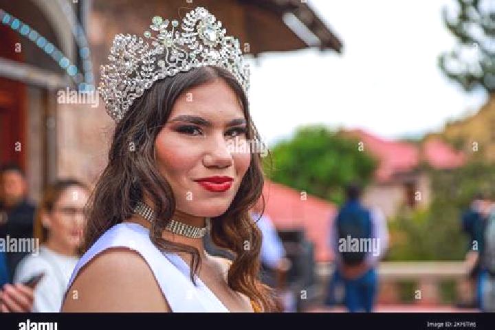 Sienna, 34 — Escort in Heroe de Nacozari, Mexico