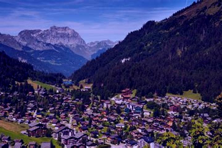 Sienna, 34 — Escort in Morgins, Switzerland