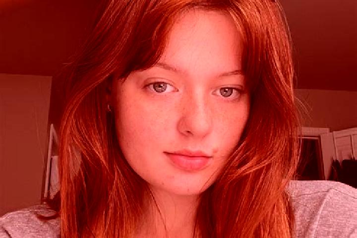 Sienna, 35, a auburn blue-eyed caucasian companion based in Selcetta. Offering BDSM, Travel Companion, 69. Available for incall and outcall, day and evening ...