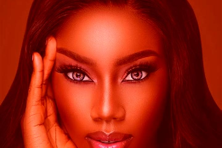 Sienna, 35, a auburn blue-eyed ebony companion based in Kuekobo. Offering Duos, Overnight, Fetish. Available for incall and outcall, overnight bookings avail...