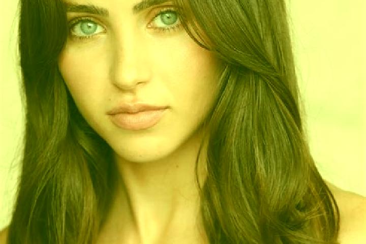 Sienna, 35, a auburn brown-eyed indian companion based in Poetting. Offering CIM, A-Level. Available for incall and outcall, overnight bookings available.