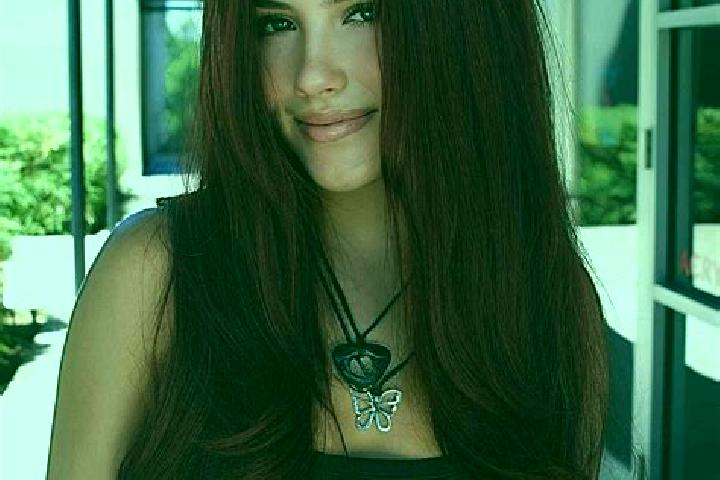 Sienna, 35, a auburn dark-eyed mediterranean companion based in Monpazier. Offering Dinner Date, Overnight, OWO, GFE, Roleplay. Available for incall and outc...