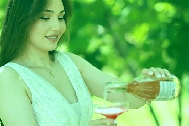Sienna, 35 — Escort in Doghs, Armenia