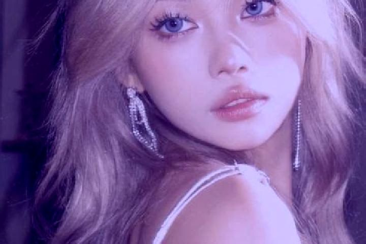 Sienna, 36, a blonde grey-eyed asian companion based in Qal ah-ye Farsi. Offering OWO, Party Girl, 69. Available for incall and outcall, overnight bookings a...