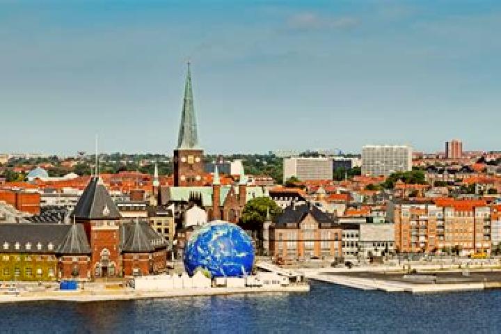 Sienna, 36 — Escort in Arhus, Denmark