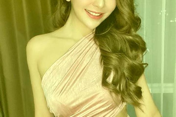 Sienna, 36 — Escort in Kuala Tuha, Indonesia