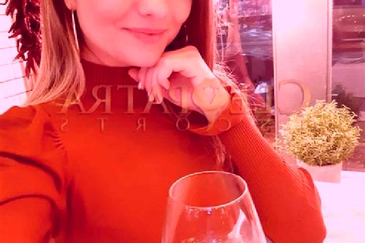Sienna, 37, a blonde amber-eyed indian companion based in Xingma. Offering 69, Dinner Date, Striptease, GFE. Available for incall and outcall, overnight book...