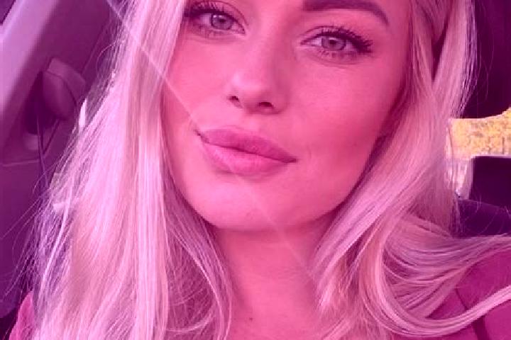 Sienna, 38, a blonde hazel-eyed asian companion based in Gbalo. Offering Girlfriend Experience, OWO, Overnight, Domination. Available for incall and outcall,...