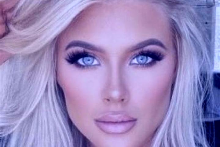 Sienna, 38, a platinum blonde amber-eyed asian companion based in Axintele. Offering Erotic Massage, Striptease, Overnight, Duos. Available for incall and ou...