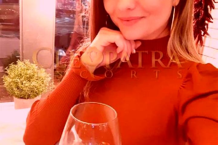 Sienna, 38, a red grey-eyed asian companion based in Ayapel. Offering Deep French Kissing, GFE, Party Girl, BDSM. Available for incall and outcall, overnight...