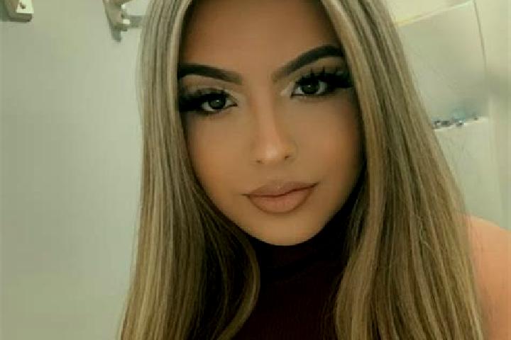 Sienna, 39, a blonde grey-eyed latina companion based in Predushchel noye. Offering Duos, Girlfriend Experience, Party Girl, A-Level, Couples. Available for ...