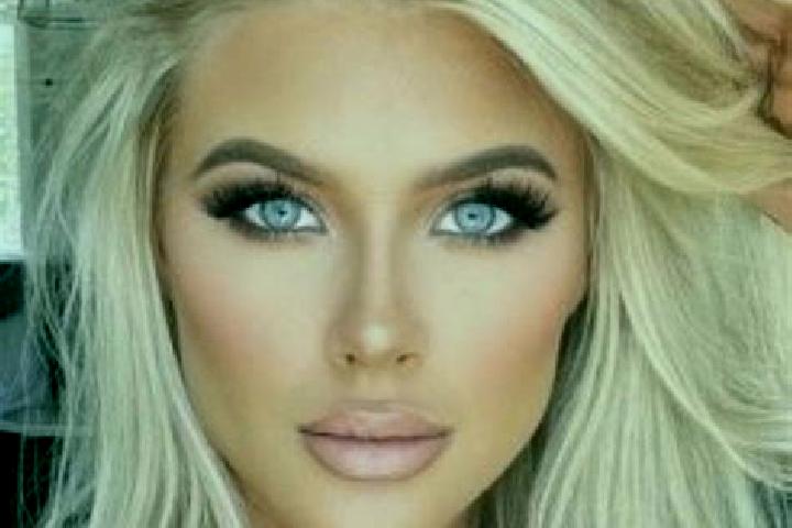 Sienna, 39, a platinum blonde dark-eyed caribbean companion based in Torrington Park. Offering Prostate Massage, Girlfriend Experience, Travel Companion, Din...