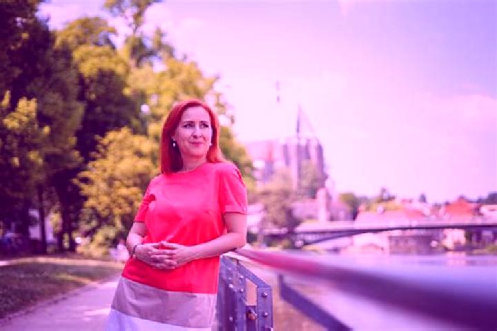 Sienna, 39 — Escort in Schoenau-Berzdorf, Germany