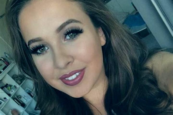 Sofia, 20, a chestnut dark-eyed caucasian companion based in IJsselstein. Offering Massage, Girlfriend Experience, Erotic Massage, A-Level, Duos. Available f...