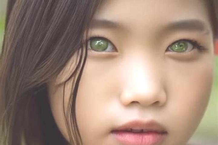 Sofia, 20, a chestnut green-eyed asian companion based in Sunset Acres. Offering Striptease, Party Girl, OWO. Available for incall and outcall, day and eveni...