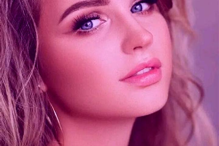 Sofia, 20, a dark blonde blue-eyed mediterranean companion based in Sambuca Pistoiese. Offering Dinner Date, Domination, Striptease, Prostate Massage. Availa...