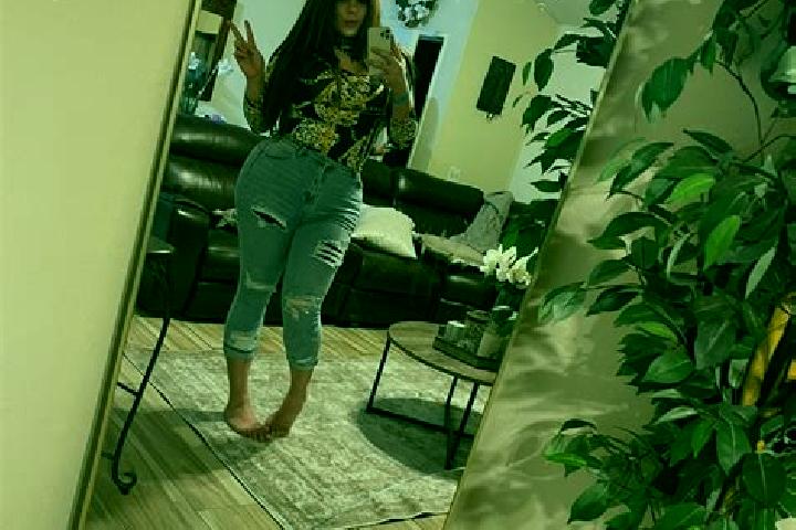 Sofia, 20 — Escort in Enfield, United States