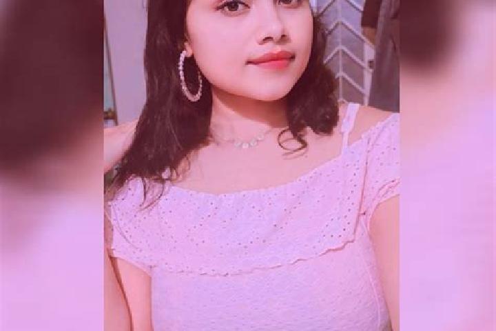 Sofia, 20 — Escort in Shikarpur, India
