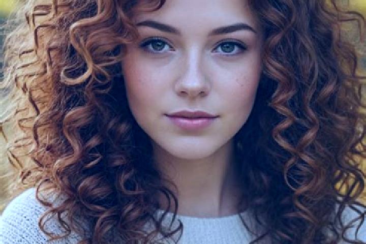 Sofia, 21, a auburn amber-eyed slavic companion based in Sinop. Offering Massage, CIM, OWO, Domination. Available for incall and outcall, day and evening dates.