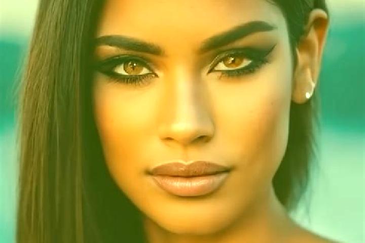 Sofia, 21, a black hazel-eyed latina companion based in Jurish. Offering Couples, Girlfriend Experience, Tantra. Available for incall and outcall, overnight ...
