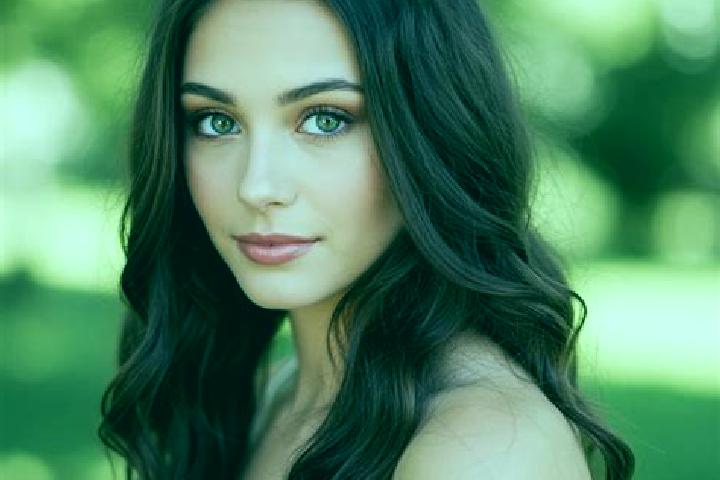 Sofia, 21, a black hazel-eyed slavic companion based in Obreja. Offering Couples, Erotic Massage, Girlfriend Experience, Massage, Party Girl. Available for i...