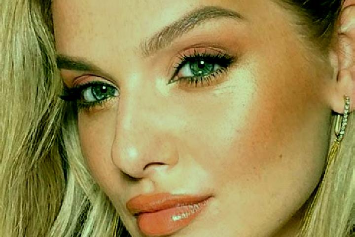 Sofia, 21, a dark blonde green-eyed caribbean companion based in San Jeronimo Coatlan. Offering Couples, Prostate Massage, Roleplay, Striptease. Available fo...