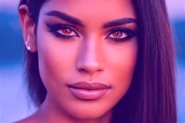 Sofia, 21, a red amber-eyed latina companion based in Wouldham. Offering Overnight, Tantra, Fetish. Available for incall and outcall, overnight bookings avai...