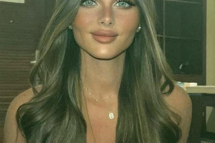 Sofia, 22, a brunette dark-eyed caribbean companion based in Abla. Offering Overnight, GFE, Massage, OWO. Available for incall and outcall, overnight booking...