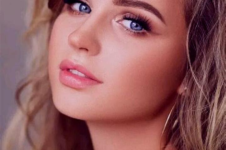 Sofia, 22, a dark blonde blue-eyed slavic companion based in Tianda. Offering Overnight, Fetish, Couples, CIM, Domination. Available for incall and outcall, ...