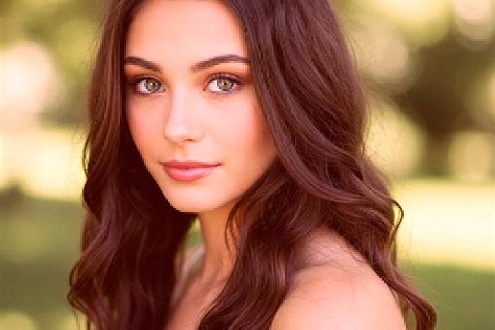 Sofia, 22, a dark blonde hazel-eyed latina companion based in Einville-au-Jard. Offering Couples, Tantra, Overnight. Available for incall and outcall, overni...