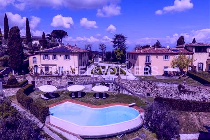 Sofia, 22 — Escort in Carmignano, Italy