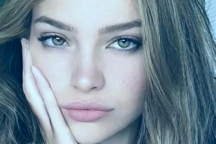 Sofia, 23, a blonde hazel-eyed european companion based in Arsunda. Offering Massage, Couples, Travel Companion, Tantra, Prostate Massage. Available for inca...