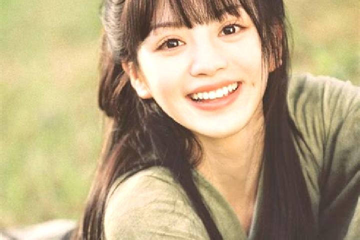 Sofia, 24 — Escort in Tian e, China
