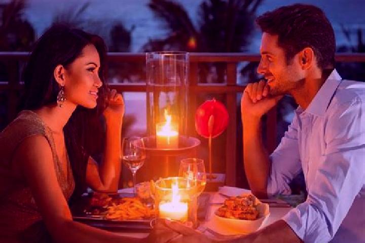Sofia, 25, a dark blonde dark-eyed caucasian companion based in Flirsch. Offering Dinner Date, Couples, OWO. Available for incall and outcall, day and evenin...
