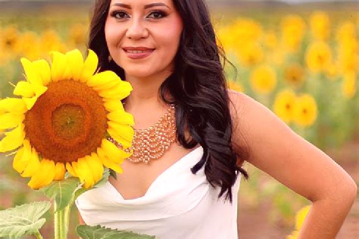 Sofia, 25 — Escort in Ich-Ek, Mexico