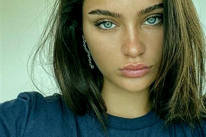 Sofia, 26, a brunette brown-eyed middle eastern companion based in Cipatujah. Offering OWO, Erotic Massage, Prostate Massage, Overnight. Available for incall...